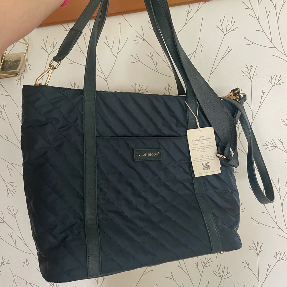 Vilah Bloom Quilted Tote Bag in Dark Navy